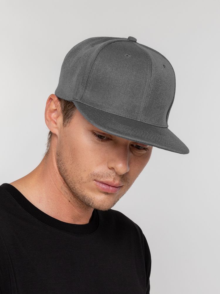 Бейсболка Snapback с прямым козырьком