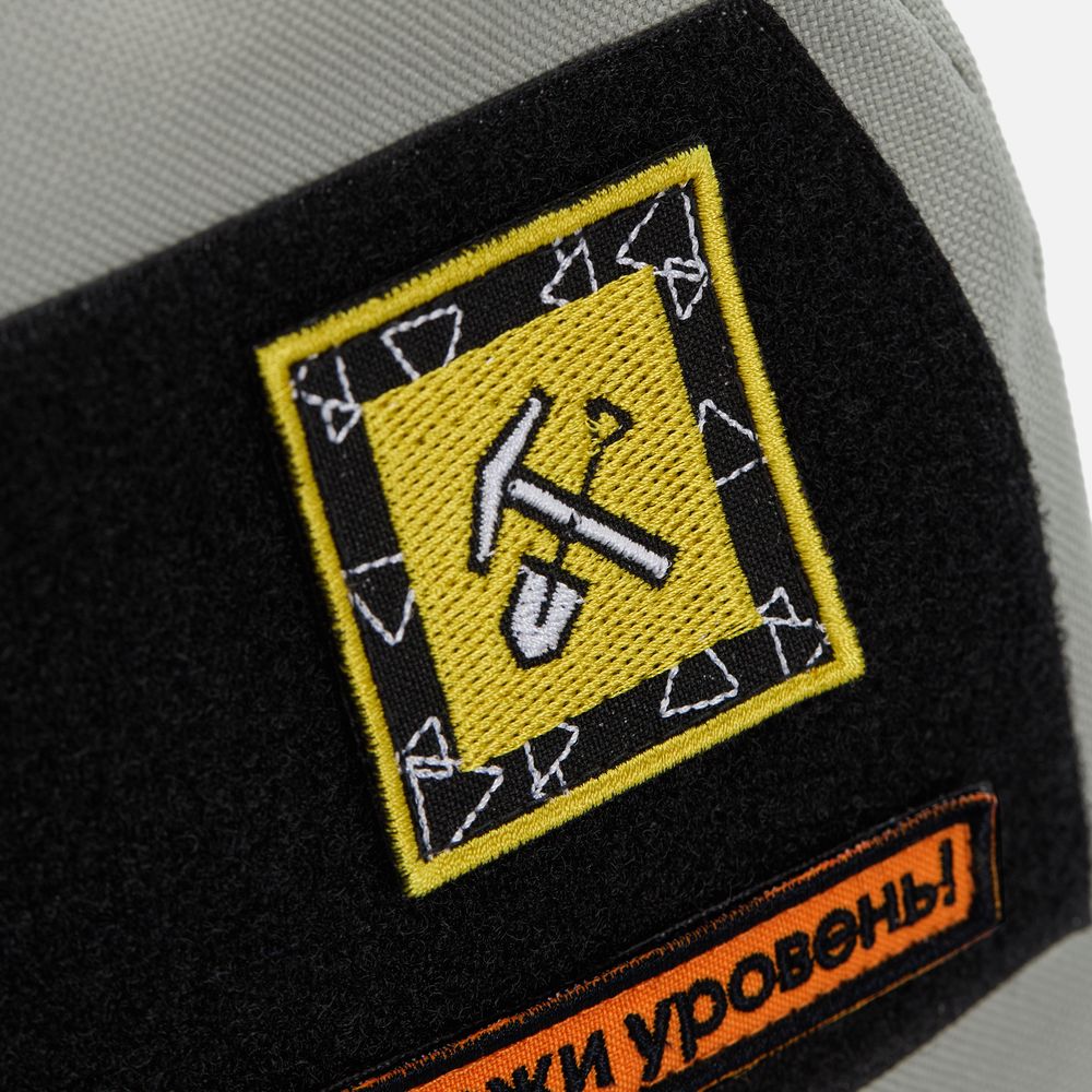 Рюкзак-конструктор Base со вставкой из липучки и шевронами фото на сайте Print Logo.