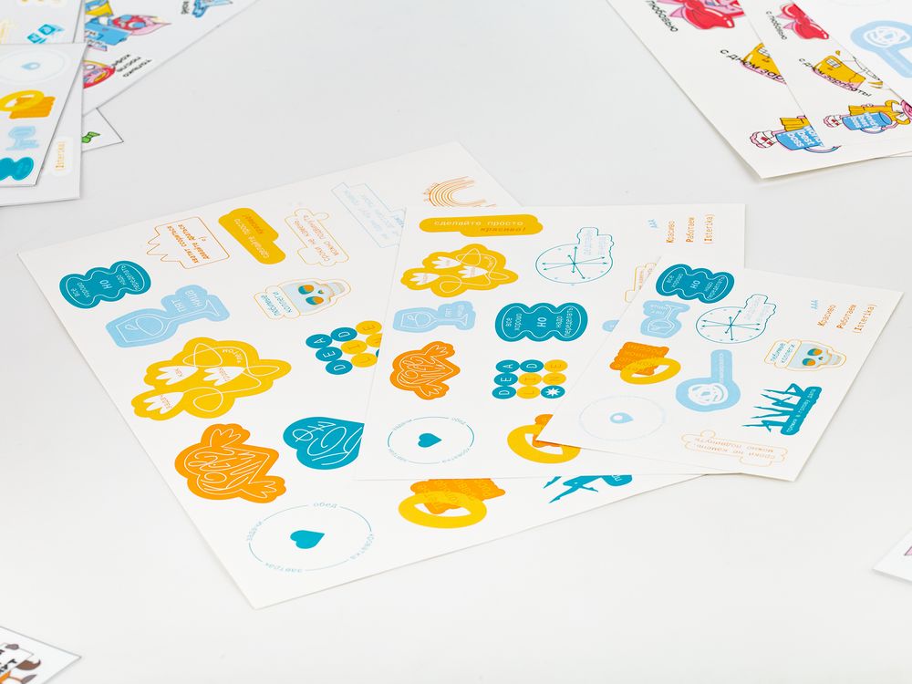 Наклейки бумажные Sticker Pack на заказ — пример нанесения логотипа () | Print Logo
