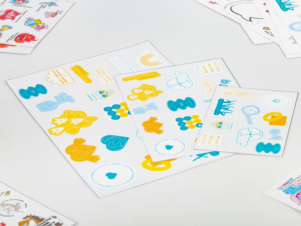 Наклейки UV-DTF Sticker Pack на заказ — пример нанесения логотипа () | Print Logo