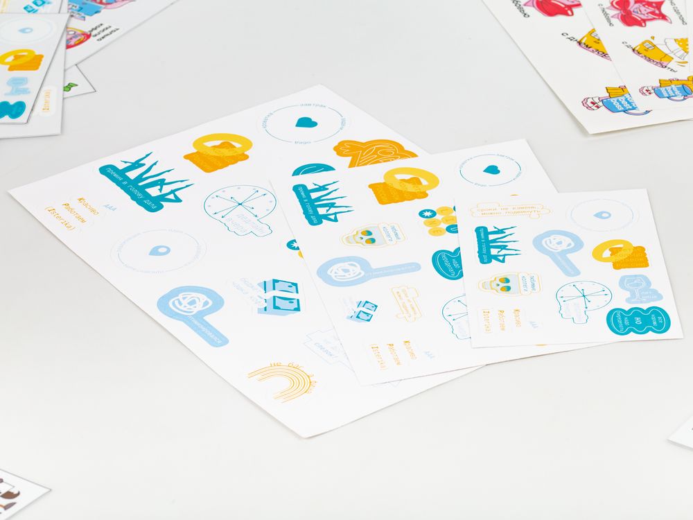 Наклейки ПВХ Sticker Pack на заказ — пример нанесения логотипа () | Print Logo