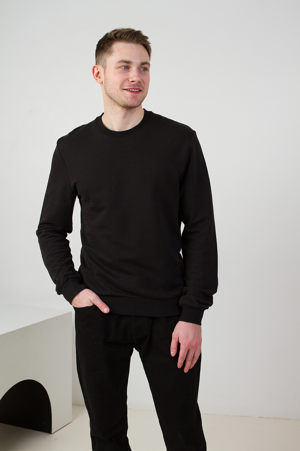 Свитшот унисекс STAN футер без начёса, 260, 63, Чёрный,  (20)  (44/XS)